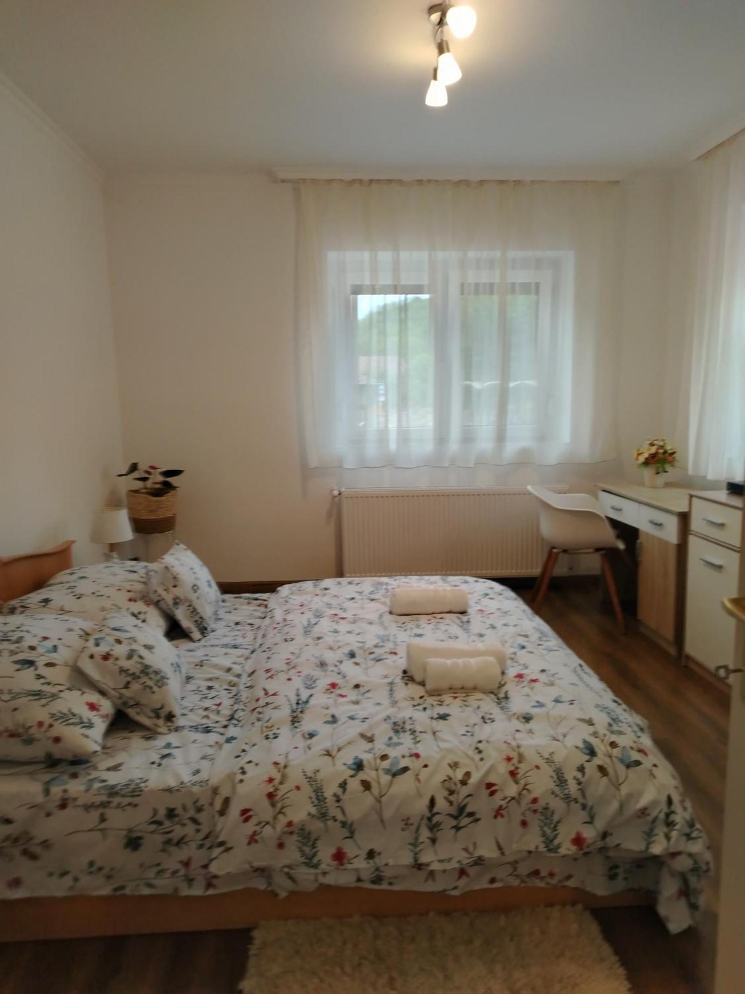 Kaptarko Apartmanhaz Demjén Exterior photo