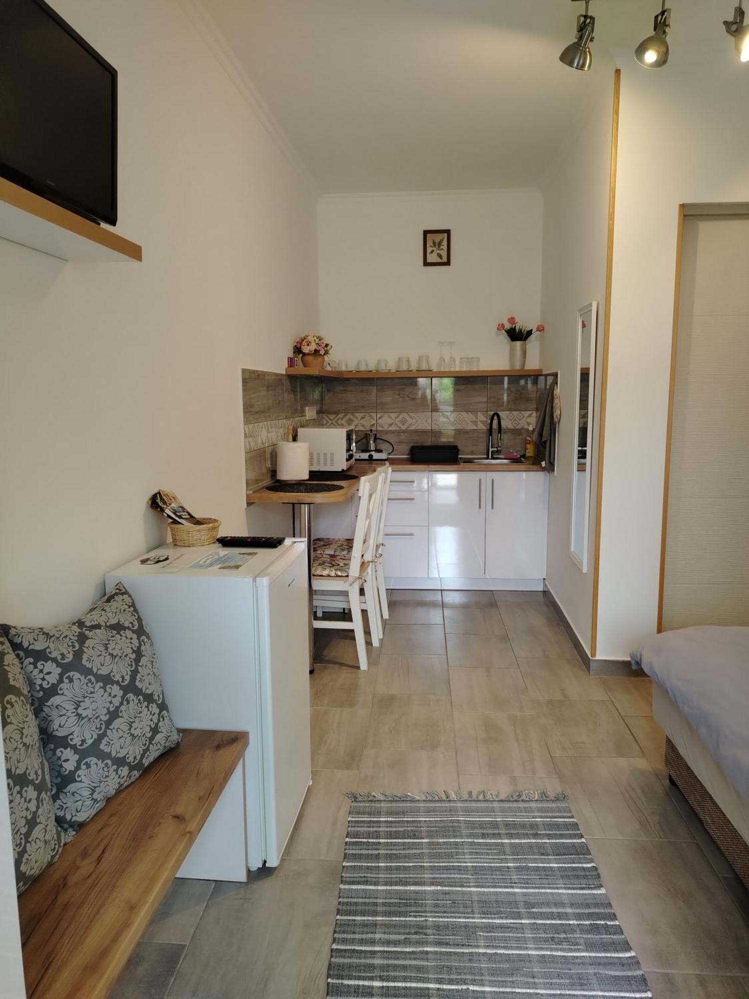 Kaptarko Apartmanhaz Demjén Exterior photo
